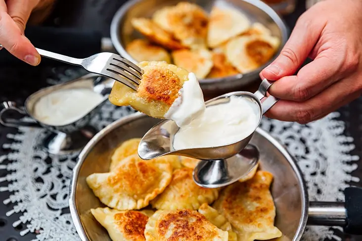 Spécialité culinaire polonaise, le Pierogi